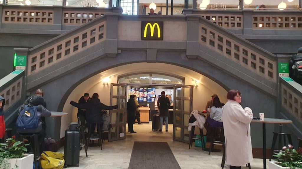mcdonalds centralstationen stockholm öppettider

