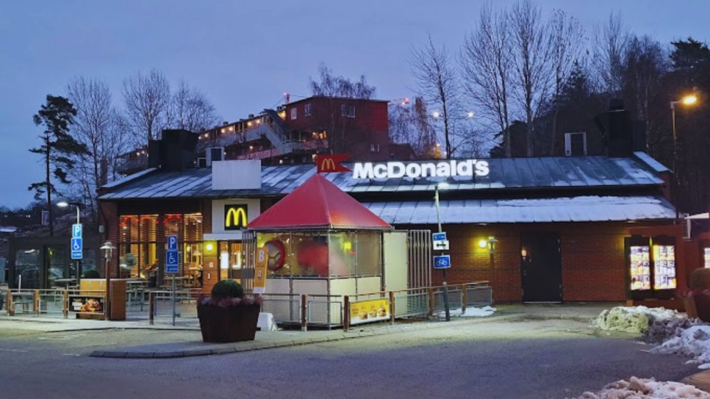 mcdonalds stockholm city öppettider